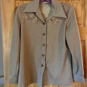 Elegant Women's Button Down Shirt with Embroidery